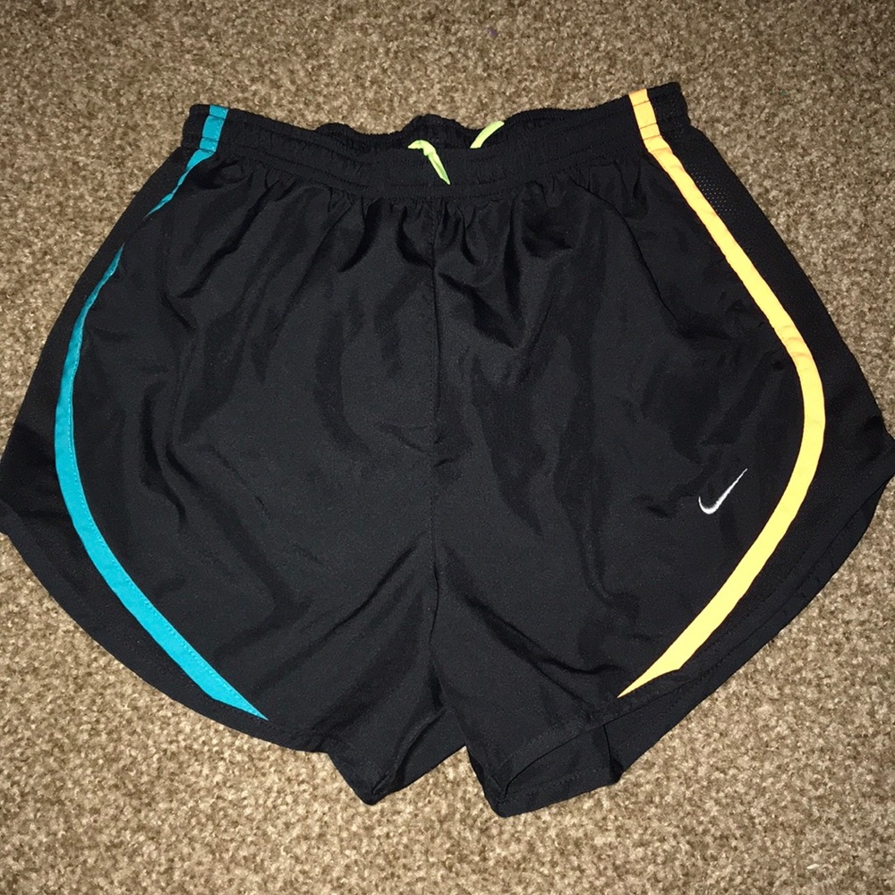 Women’s Nike Tempo Shorts